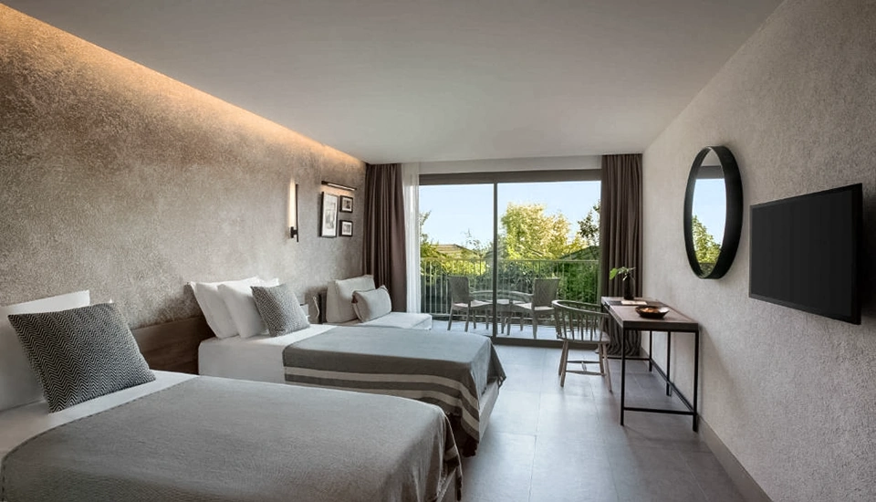 هتل کلاب ماروی کوش آداسی